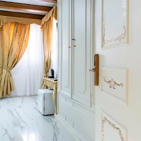 Πανσιόν Palazzo Titti Rialto 4*