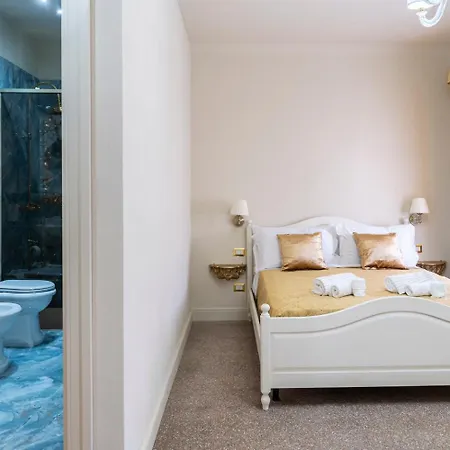 Palazzo Titti Rialto 3* Венеция