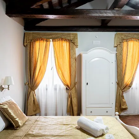 Palazzo Titti Rialto Maison d'hôtes 3*