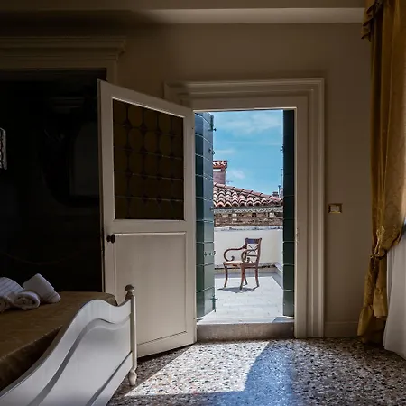 Palazzo Titti Rialto