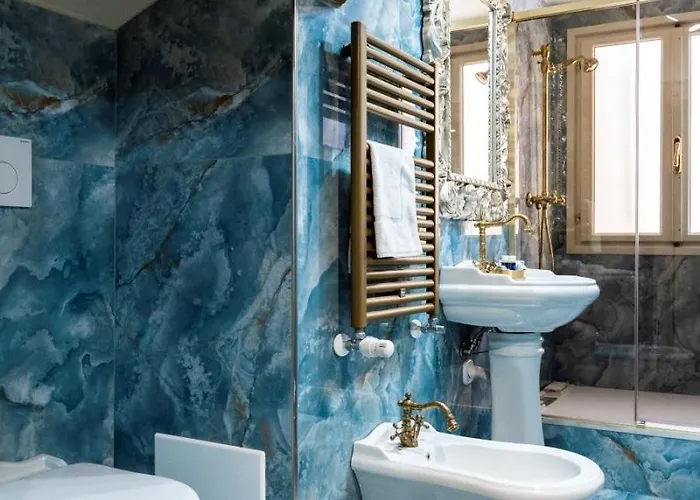 Palazzo Titti Rialto Venezia