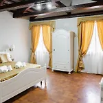 Palazzo Titti Rialto 4* Venice
