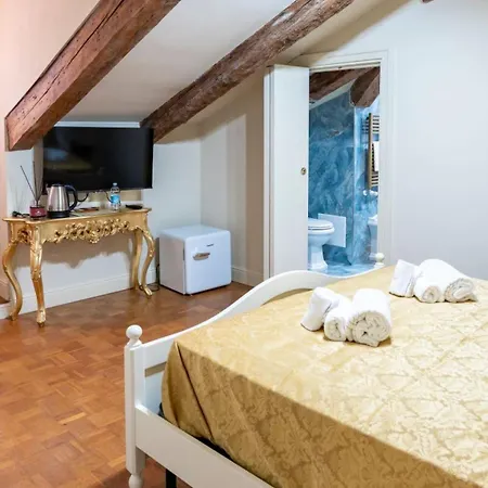 Palazzo Titti Rialto Gæstehus