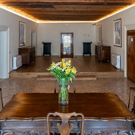 Palazzo Titti Rialto Gæstehus