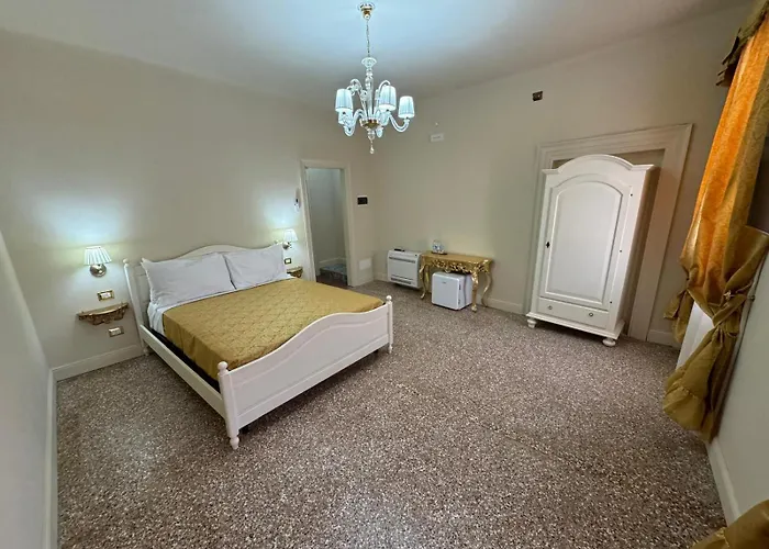 Palazzo Titti Rialto 招待所