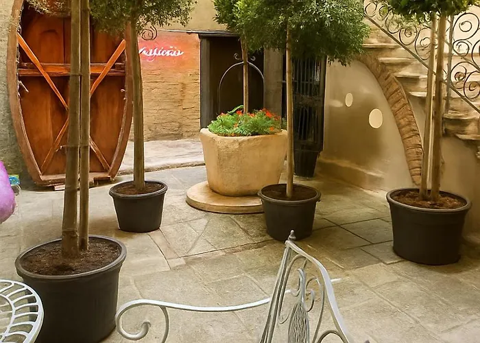 Palazzo Titti Rialto 招待所 3*