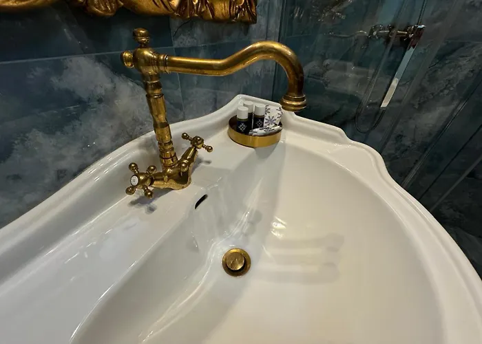 Palazzo Titti Rialto 3* البندقية