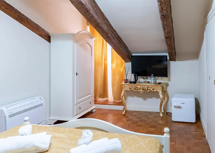 Palazzo Titti Rialto 3*