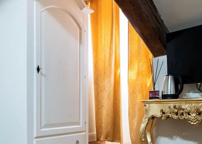 ゲストハウス Palazzo Titti Rialto 3*